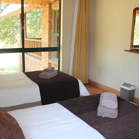 Ekuthuleni River Front Chalets Maruleng Extérieur photo