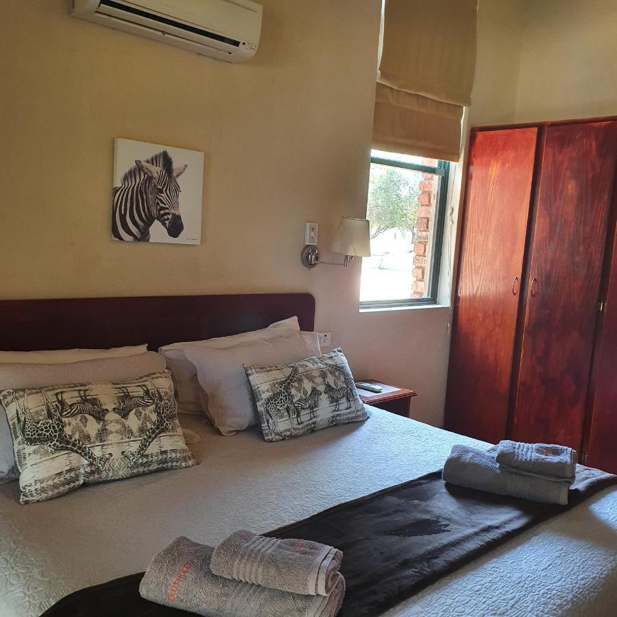 Ekuthuleni River Front Chalets Maruleng Extérieur photo